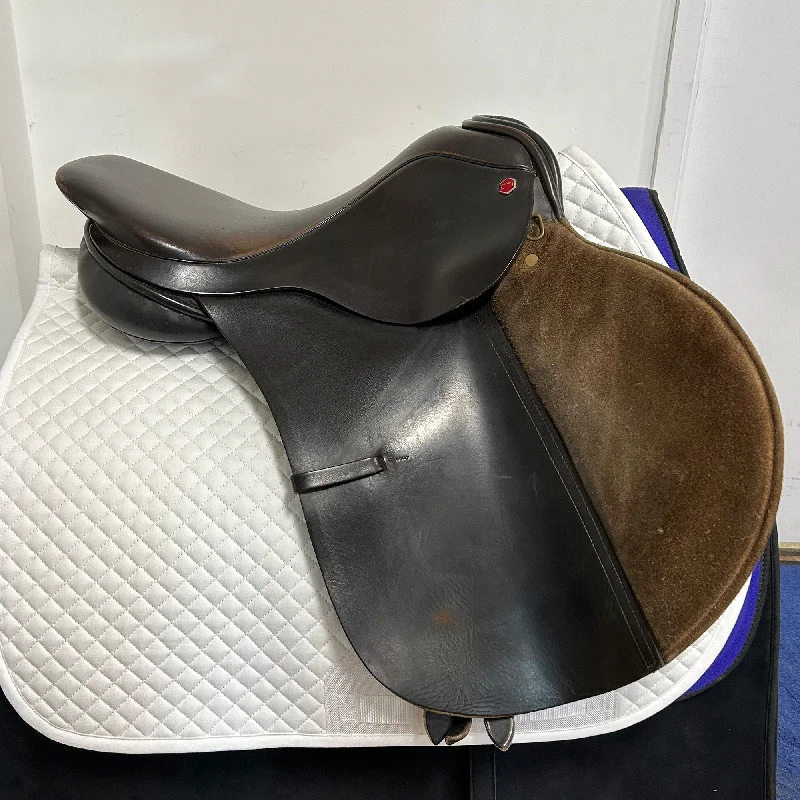 Albion 5000 Jump/Event Saddle - Used