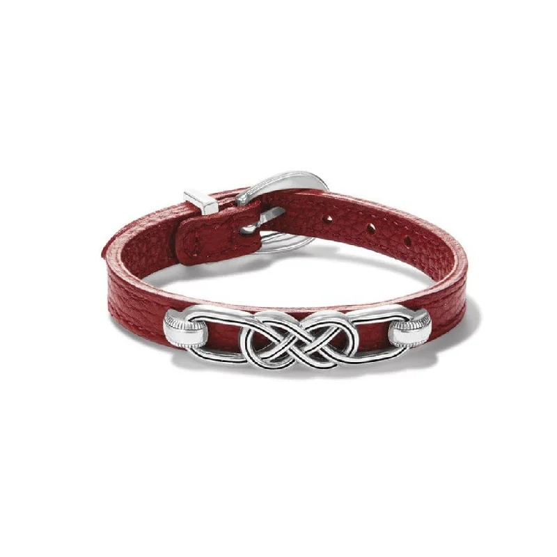 Brighton : Interlok Braid Leather Bracelet in chili pepper