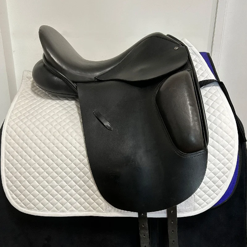 Barnsby Dressage Saddle - Used