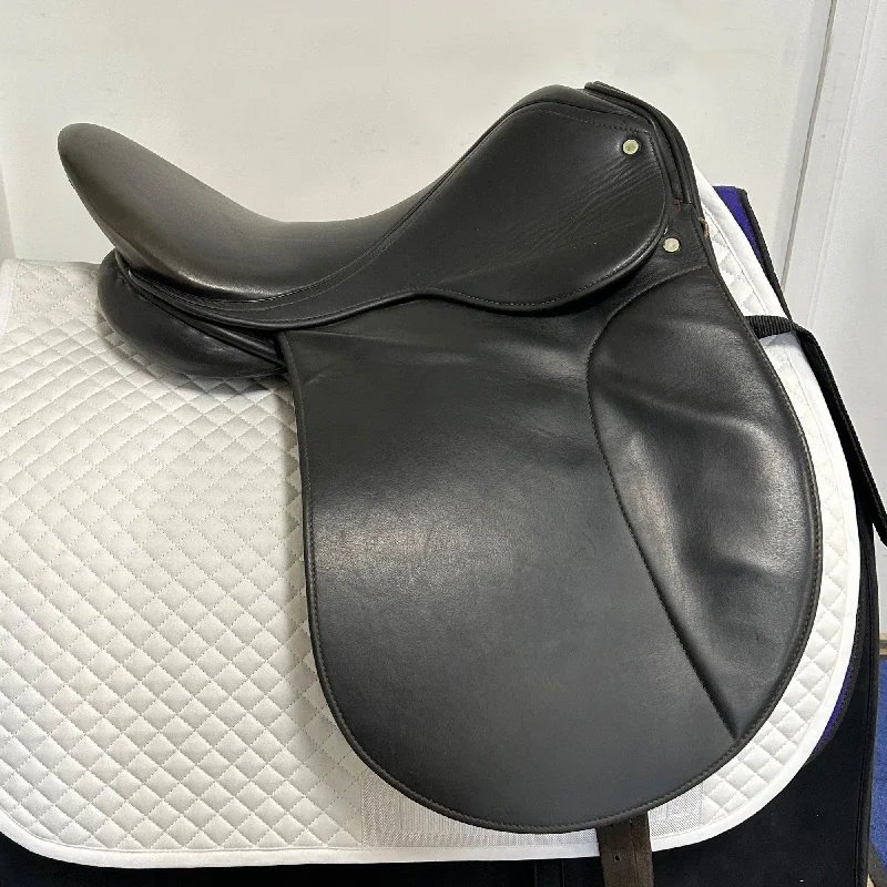 Jeffries Hawk Dressage Saddle - Used