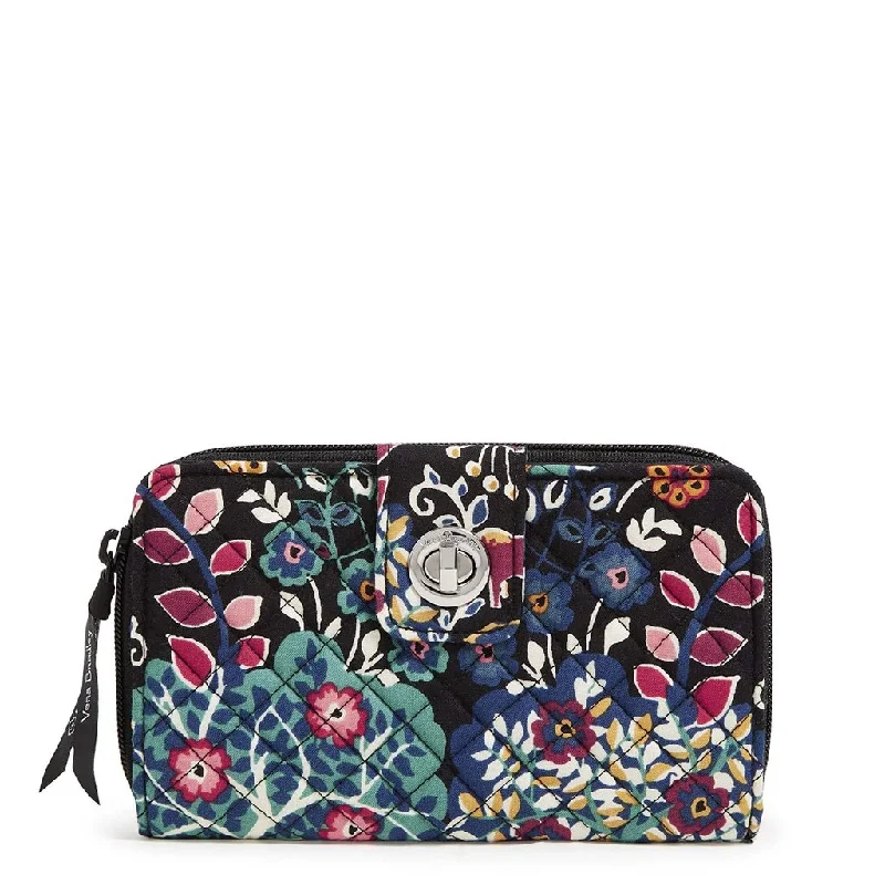 Vera Bradley : RFID Turnlock Wallet in Enchantment